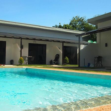Panglao Moravian Apartments Екстер'єр фото