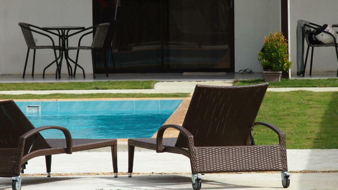 Panglao Moravian Apartments Екстер'єр фото
